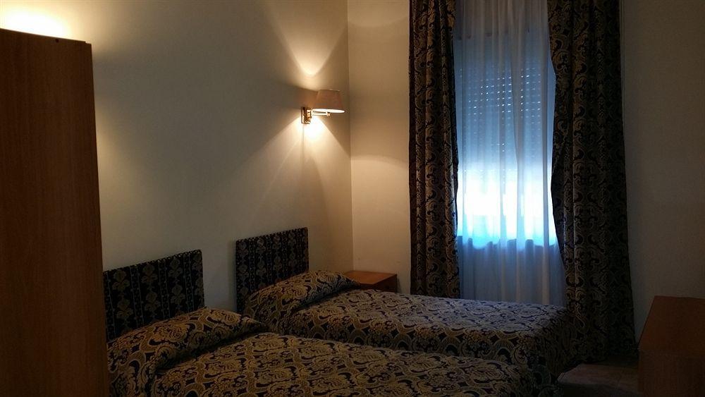Hotel Industrial 로마 외부 사진